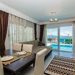 Castle (adults Only) Appartement Alanya